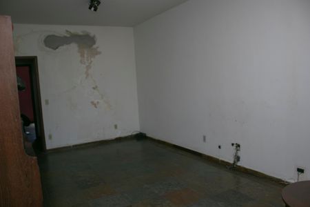 Casa à venda com 400m², 4 quartos e 10 vagas Casa à venda com 400m², 4 quartos e 10 vagassala