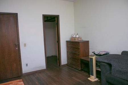 Casa à venda com 400m², 4 quartos e 10 vagas Casa à venda com 400m², 4 quartos e 10 vagasQuarto 2