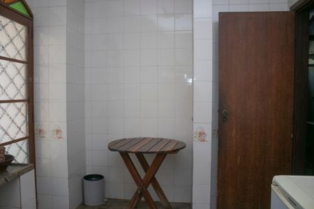 Casa à venda com 400m², 4 quartos e 10 vagas Casa à venda com 400m², 4 quartos e 10 vagasCozinha