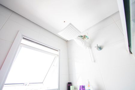 Apartamento à venda com 60m², 3 quartos e 2 vagas Apartamento à venda com 60m², 3 quartos e 2 vagasBanheiro