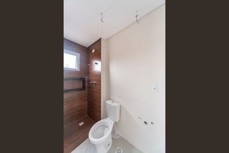 Apartamento à venda com 60m², 2 quartos e 2 vagas Apartamento à venda com 60m², 2 quartos e 2 vagasBanheiro da Suíte