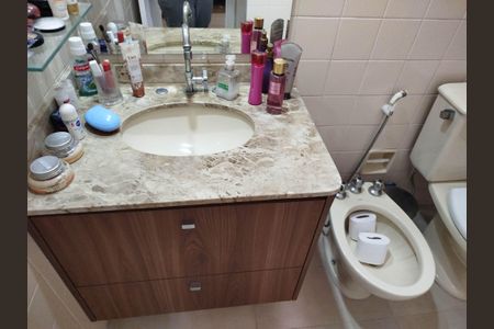 Apartamento para alugar com 110m², 3 quartos e 2 vagasBanheiro da Suite