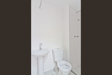 Apartamento para alugar com 38m², 2 quartos e sem vaga Apartamento para alugar com 38m², 2 quartos e sem vagaBanheiro Social