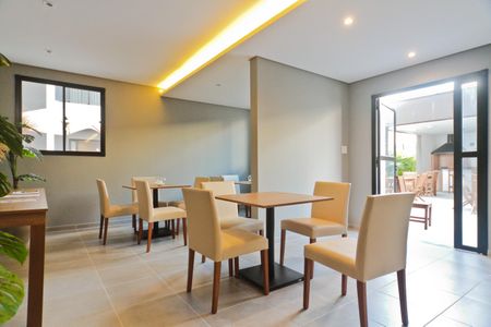 Apartamento para alugar com 38m², 2 quartos e sem vaga Apartamento para alugar com 38m², 2 quartos e sem vagaÁrea comum - Salão de festas