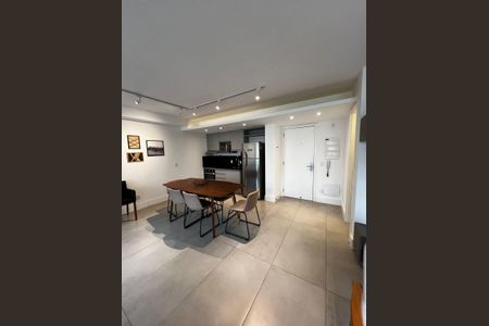 Foto 01 de casa à venda com 2 quartos, 87m² em Jardim Paulista, São Paulo