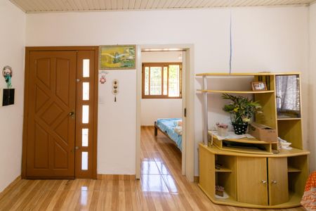 Sala de casa à venda com 4 quartos, 110m² em Partenon, Porto Alegre