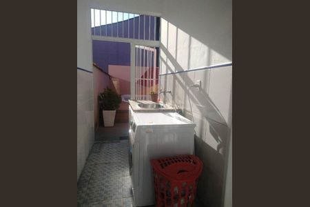 Casa à venda com 212m², 4 quartos e 2 vagasÁrea de Serviço