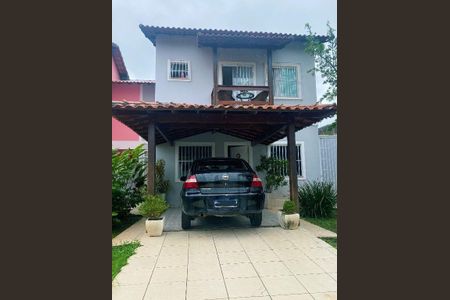 Casa à venda com 212m², 4 quartos e 2 vagasÁrea Externa