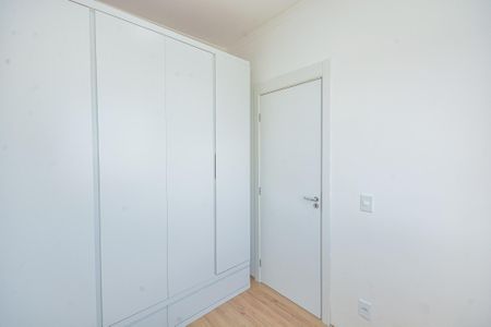 Quarto 2 de apartamento para alugar com 2 quartos, 40m² em Vila Isa, São Paulo
