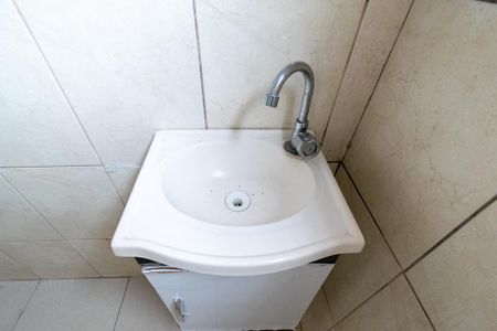 Casa para alugar com 55m², 2 quartos e sem vagaBanheiro