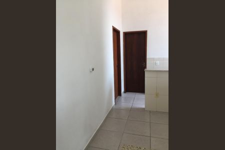 Corredor de casa para alugar com 2 quartos, 100m² em Tanque, Rio de Janeiro