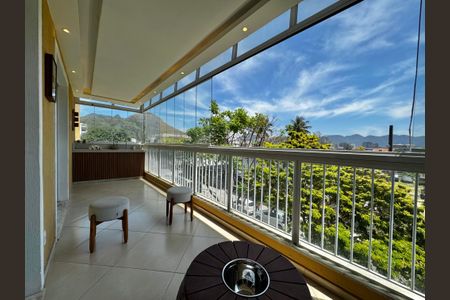 Varanda de apartamento à venda com 3 quartos, 110m² em Recreio dos Bandeirantes, Rio de Janeiro