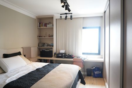Apartamento à venda com 200m², 3 quartos e 3 vagasSuíte 3