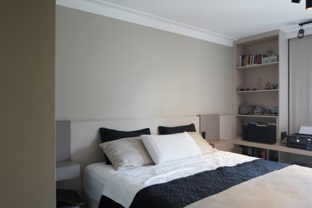 Apartamento à venda com 200m², 3 quartos e 3 vagasSuíte 3