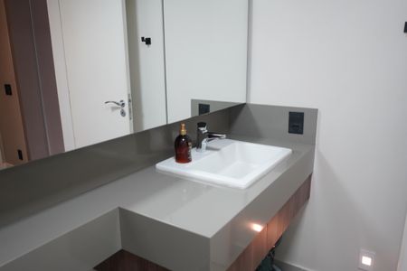 Apartamento à venda com 200m², 3 quartos e 3 vagasBanheiro da Suíte 3