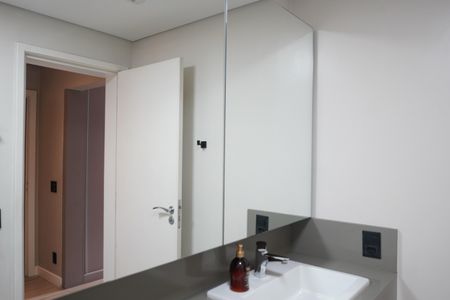 Apartamento à venda com 200m², 3 quartos e 3 vagasBanheiro da Suíte 3