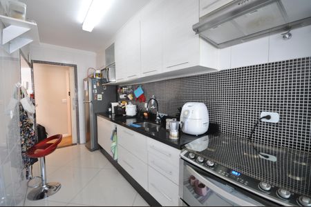 Apartamento à venda com 66m², 2 quartos e 2 vagasCozinha