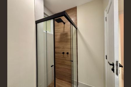 Apartamento à venda com 85m², 2 quartos e sem vaga Apartamento à venda com 85m², 2 quartos e sem vagaBanheiro social