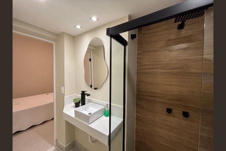 Apartamento à venda com 85m², 2 quartos e sem vaga Apartamento à venda com 85m², 2 quartos e sem vagaBanheiro da Suíte