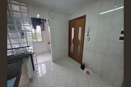 Apartamento à venda com 65m², 2 quartos e 1 vaga Apartamento à venda com 65m², 2 quartos e 1 vagaCozinha