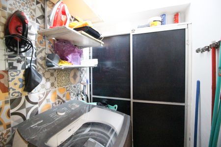 Casa à venda com 190m², 3 quartos e 3 vagas Casa à venda com 190m², 3 quartos e 3 vagasÁrea de Serviço