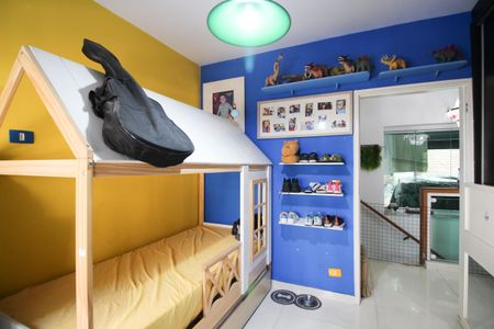 Casa à venda com 190m², 3 quartos e 3 vagas Casa à venda com 190m², 3 quartos e 3 vagasQuarto 1