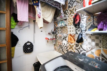 Casa à venda com 190m², 3 quartos e 3 vagas Casa à venda com 190m², 3 quartos e 3 vagasÁrea de Serviço