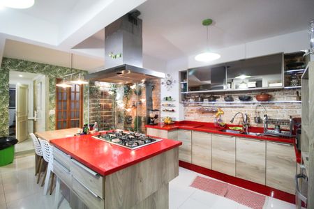 Casa à venda com 190m², 3 quartos e 3 vagas Casa à venda com 190m², 3 quartos e 3 vagasCozinha