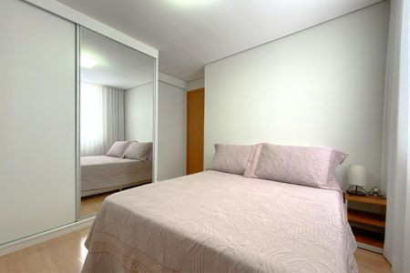 Apartamento para alugar com 240m², 4 quartos e 3 vagasQuarto 1