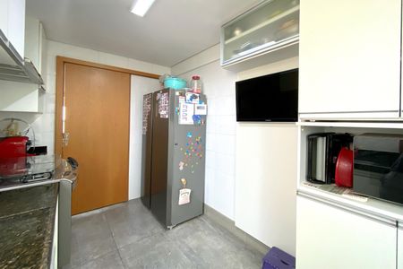 Apartamento para alugar com 240m², 4 quartos e 3 vagasCozinha