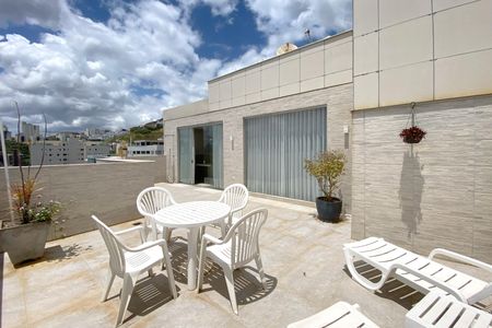 Apartamento para alugar com 240m², 4 quartos e 3 vagasCobertura