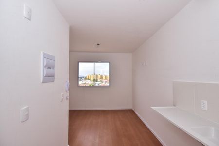 Sala/Quarto de kitnet/studio para alugar com 1 quarto, 17m² em Jardim Monte Kemel, São Paulo