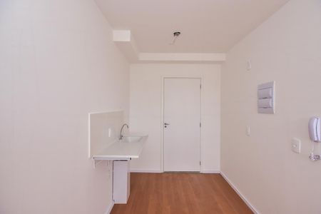 Cozinha de kitnet/studio para alugar com 1 quarto, 17m² em Jardim Monte Kemel, São Paulo