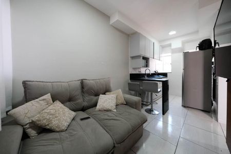 Sala/Cozinha de apartamento para alugar com 2 quartos, 40m² em Vila Nhocuné, São Paulo