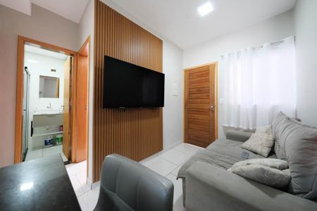 Sala/Cozinha de apartamento para alugar com 2 quartos, 40m² em Vila Nhocuné, São Paulo