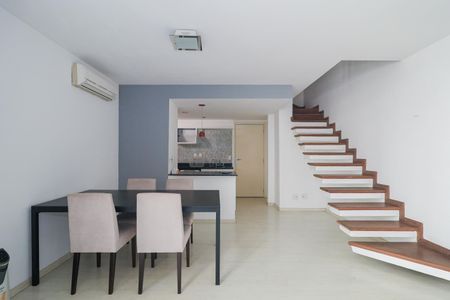 Apartamento para alugar com 70m², 1 quarto e 2 vagas Apartamento para alugar com 70m², 1 quarto e 2 vagasSala