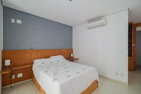 Apartamento para alugar com 70m², 1 quarto e 2 vagas Apartamento para alugar com 70m², 1 quarto e 2 vagasSuíte