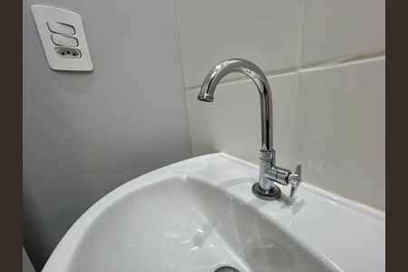 Apartamento para alugar com 36m², 2 quartos e sem vaga Apartamento para alugar com 36m², 2 quartos e sem vagaBanheiro