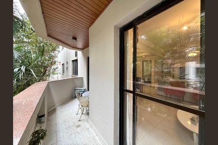 Apartamento para alugar com 130m², 3 quartos e 2 vagasSacada