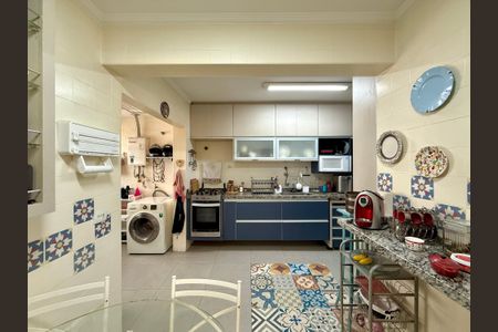 Apartamento para alugar com 130m², 3 quartos e 2 vagasCozinha 