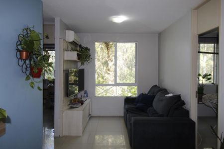 Sala de apartamento à venda com 3 quartos, 51m² em Mário Quintana, Porto Alegre