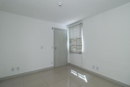 Sala de apartamento para alugar com 2 quartos, 50m² em Jardim Dona Leopoldina, Porto Alegre