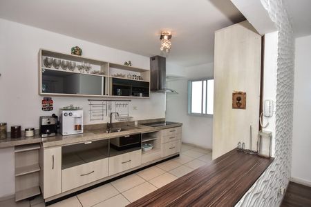 Apartamento à venda com 110m², 3 quartos e 2 vagasCozinha