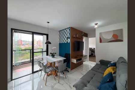 Sala de apartamento para alugar com 2 quartos, 45m² em Parque Oratório, Santo André