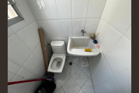 Apartamento para alugar com 72m², 3 quartos e 1 vaga Apartamento para alugar com 72m², 3 quartos e 1 vagaBanheiro de serviço