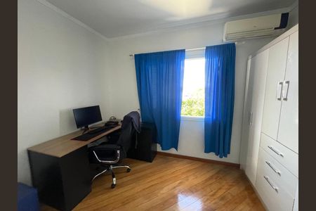 Casa à venda com 246m², 3 quartos e 3 vagasQuarto 2