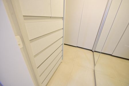 Apartamento para alugar com 215m², 4 quartos e 3 vagas Apartamento para alugar com 215m², 4 quartos e 3 vagasCloset da Suíte 4