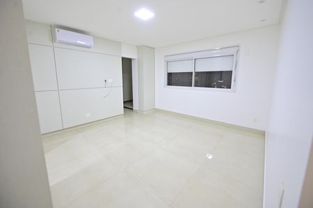 Apartamento para alugar com 215m², 4 quartos e 3 vagas Apartamento para alugar com 215m², 4 quartos e 3 vagasSuíte 4