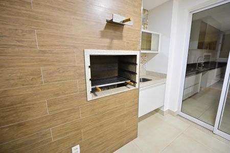 Apartamento para alugar com 215m², 4 quartos e 3 vagas Apartamento para alugar com 215m², 4 quartos e 3 vagasSala