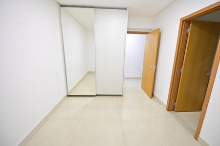 Apartamento para alugar com 215m², 4 quartos e 3 vagas Apartamento para alugar com 215m², 4 quartos e 3 vagasSuíte 2